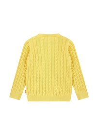 Pullover giallo a maglia con scollo rotondo, caratterizzato da motivi testurizzati e polsini a costine. Etichetta visibile sulla cucitura laterale.