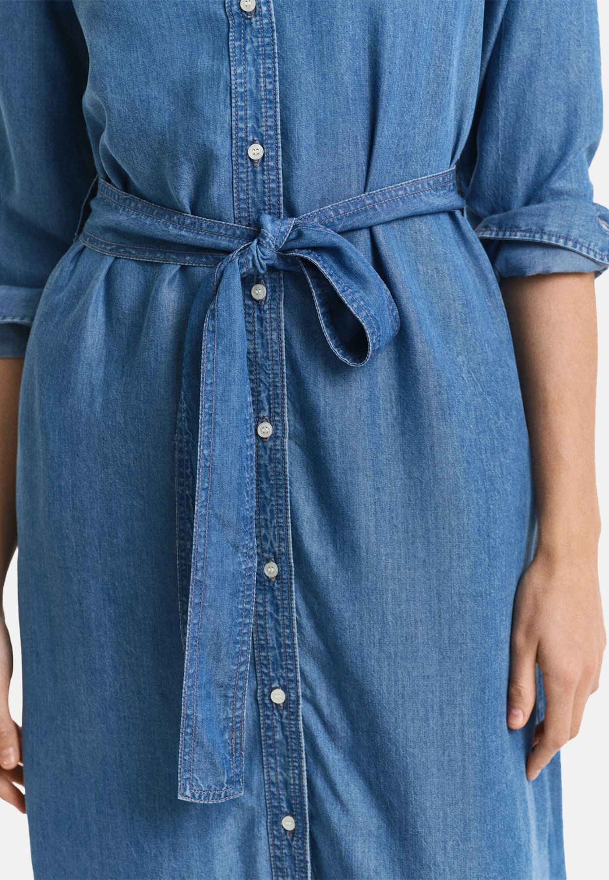 CHAMBRAY
