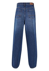 Blå jeans i denim med lös passform, femficksdesign och sydda detaljer. Raka ben, mellantvättade, med en läderetikett bak.