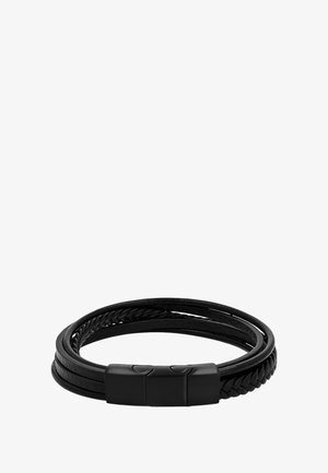 Pulsera de cuero negro con tres trenzas entrelazadas, que presenta un diseño trenzado y un cierre mate negro para un ajuste seguro.