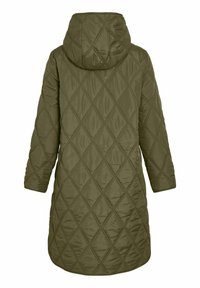 Olivgrön vadderad parkas med huva, som har ett diamantmönster, långa ärmar och en bekväm, något lös passform.