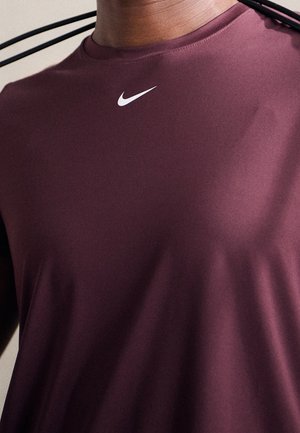 Sport T-shirt - bordeaux