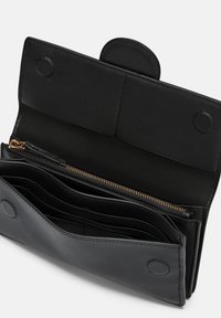 Liebeskind Berlin PENELOPE S KLEINE MIT KETTENGURT - Sac à main