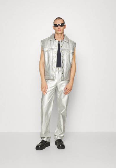 Nikolaj Storm CHACOLA PANTS - Παντελόνι - silver-coloured