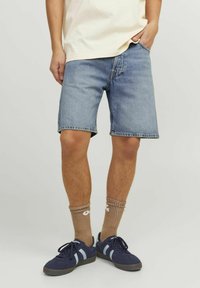 Jack & Jones - Jeans Shorts - blue denim Thumbnail-Bild 1