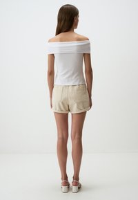 Jimmy Key OFF THE SHOULDER  - T-Shirt print - white