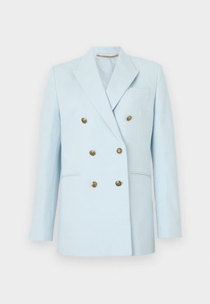 Világoskék, kétsoros blézer sima anyagból, arany színű gombokkal, hajtókás gallérral és egyetlen mellzsebbel.