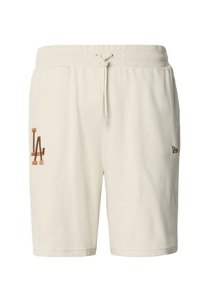 Beige Sportshorts mit elastischem Bund und Kordelzug, mit braunem "LA"-Logo am linken Bein und kleinem Emblem am rechten Bein.