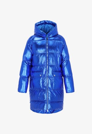 Pitkä, kiiltävä metallinsininen puhvitakki, jossa on huppu, etuvetoketju ja kaksi napilla varustettua läpällistä taskua.