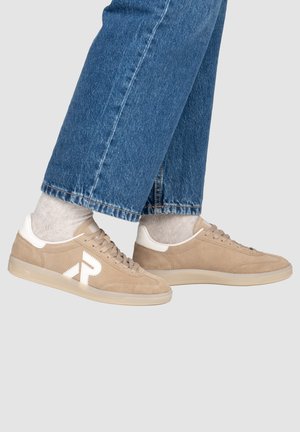 Rieker, RIEKER SPORT SNEAKER LOW W2200 - Sneaker low - beige