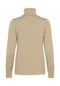 Beżowy sweter z golfem wykonany z miękkiego materiału. Ma długie rękawy i ściągacz przy szyi. Gładka tekstura z dopasowanym krojem.