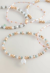 Next SET - Armbånd - gold tone