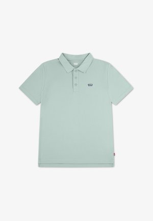 Lysegrøn polo-shirt med klassisk krave, tre-knaps knaplukning og et lille logo på brystet. Blødt bomuldsstof.