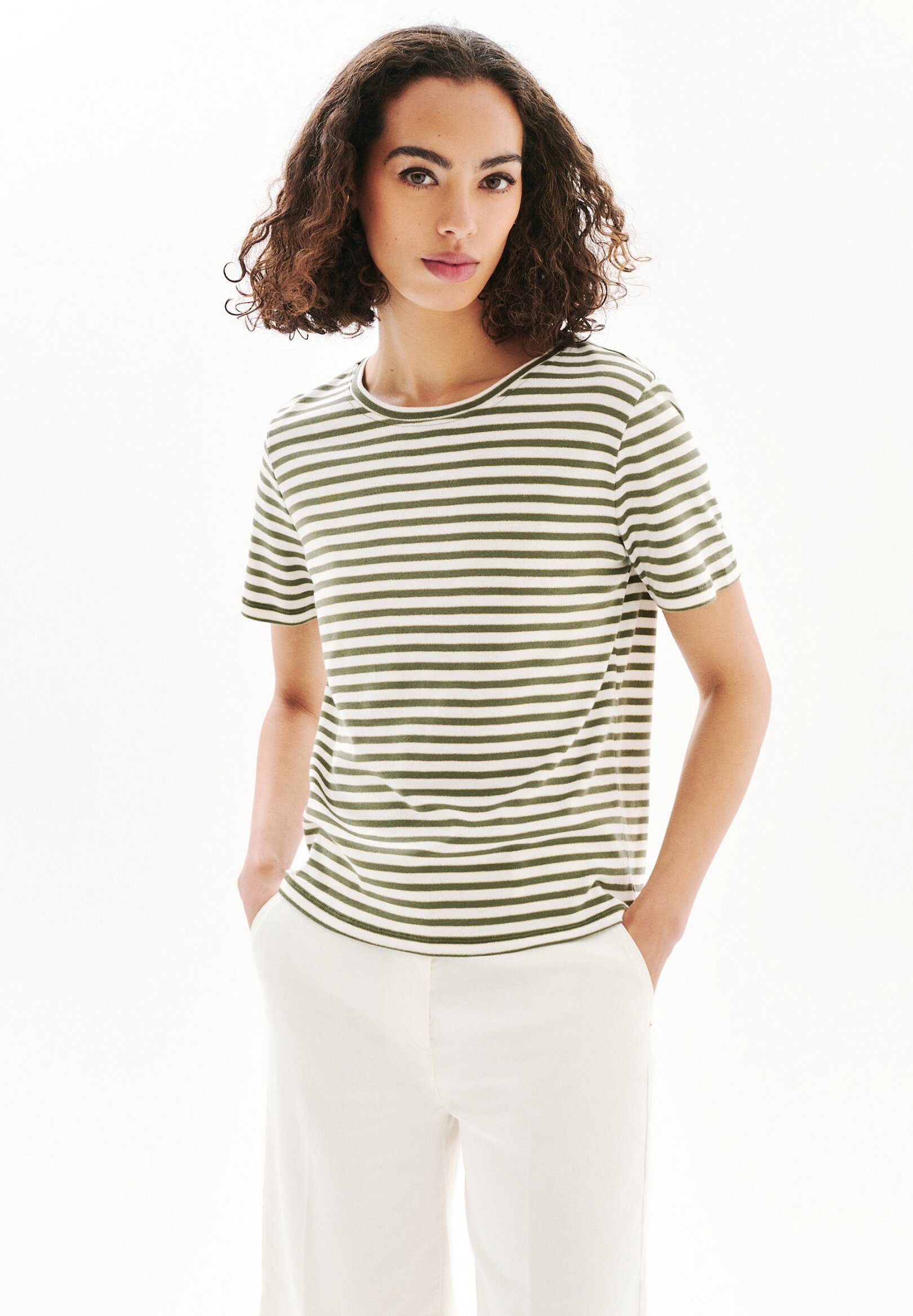 Caroll FRENCH FASHION ELEGANT MODERN T-Shirt print vert kaki