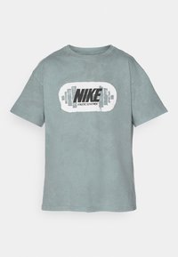 Unselected, smoke grey