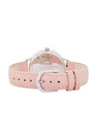 Reloj redondo con caja de plata, correa de cuero rosa, costuras blancas y hebilla de metal. La parte trasera presenta texto con información de la marca y el modelo.