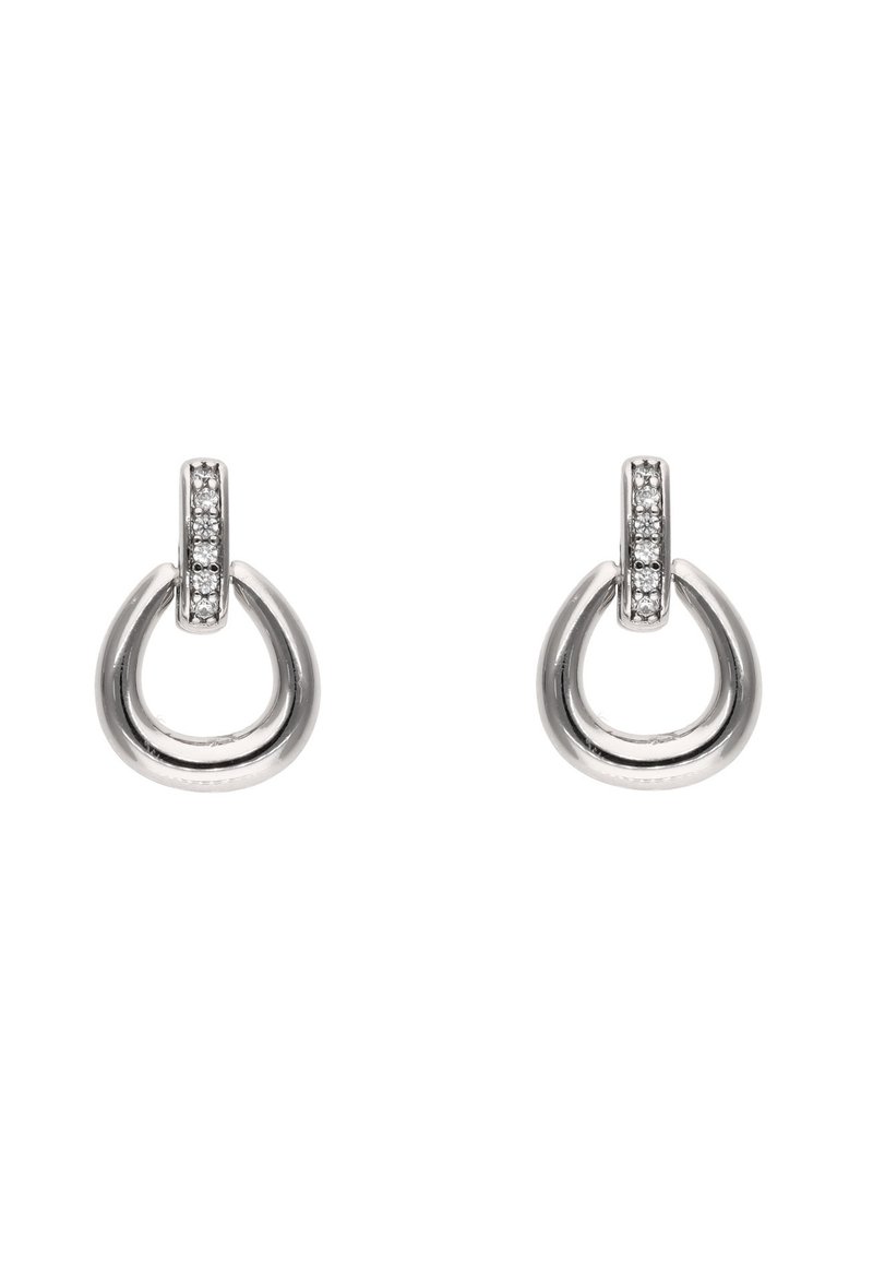 Stříbrné kruhové náušnice s texturovaným kruhovým vzorem, doplněné malým řádkem průhledných kamenů na horním uchycení pro zvýraznění detailu.