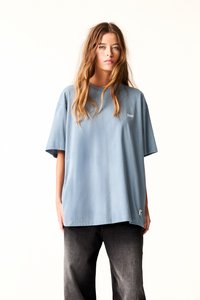PULL&BEAR WITH LOGO - T-shirts print - light blue denim