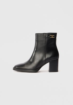 STACKED HEEL ANKLE BOOT - Ankle Boot - black