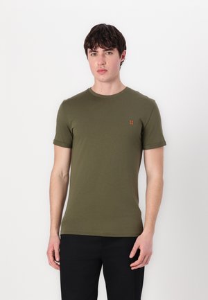 Les Deux NØRREGAARD - Basic T-shirt - olive night/orange