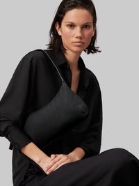 Calvin Klein Borsa a mano - black