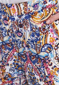 Top Secret Stoffhose - print