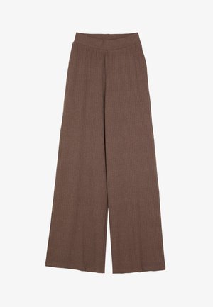 Pantaloni largi dintr-un material texturat, cu fâșii, într-o nuanță caldă de maro. Au un brâu fără cusături și o siluetă fluidă.