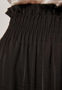 Morgan Jupe plissée - black