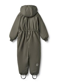 Oliivinvihreä talvipuku hupulla, joustavalla vyötäröllä ja hihansuilla. Varustettu takana olevalla vetoketjulla, kumipohjaisilla jalansijoilla ja lahkeessa olevalla ympyrälogolla.