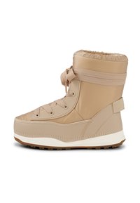 Beżowy wodoodporny but o wysokim kroju, zaokrąglonym nosku, wiązany z przodu, z elastycznym mankietem przy kostce i gumową podeszwą z bieżnikiem.