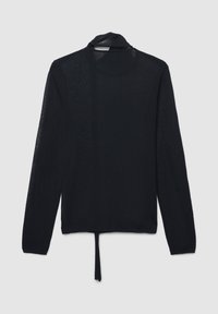 Maglione leggero nero a maniche lunghe con collo alto e un dettaglio con fiocco che pende dall'orlo posteriore.