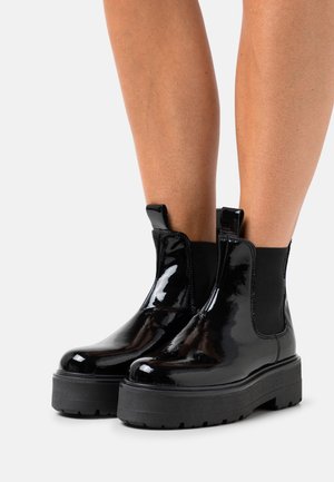 Tommy Jeans, Enkellaarsjes met plateauzool - black