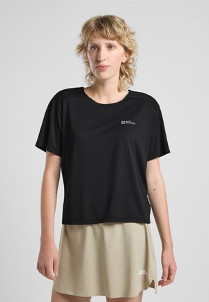 Zwarte sportieve shirt met korte mouwen en een ronde halslijn, met een gestructureerde oppervlakte. Heeft een klein wit logo op de linkerkant van de borst.