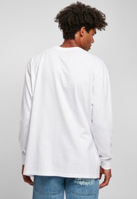 Southpole SOUTHPOLE HERREN SOUTHPOLE COLLEGE LONGSLEEVE - Topper langermet - white