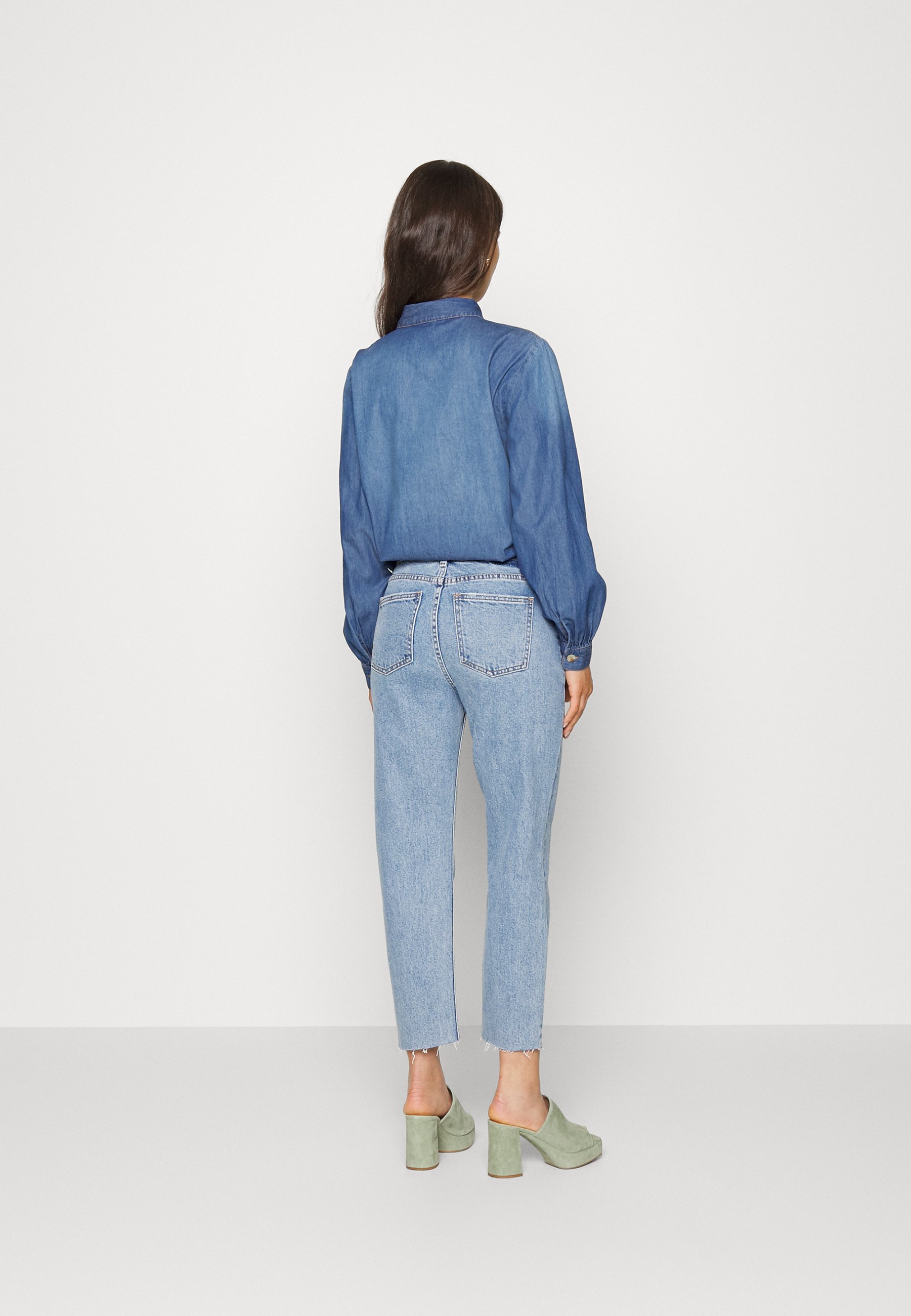 petite jeans