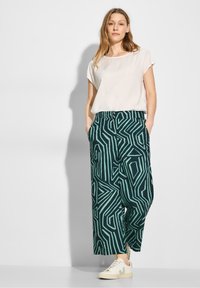 Cecil LOOSE FIT - Broek - grün