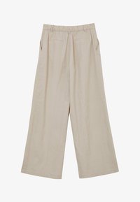 Ausgewählt, sabbia medio