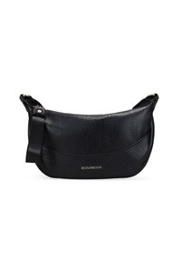 Bolso de mano de cuero negro con forma curva, superficie texturizada, acentos de hardware dorado y una correa desmontable. Presenta el logo en la parte frontal.