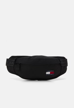TJM ESSENTIAL DAILY - Torbica za okoli pasu - black
