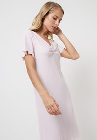 ARUELLE AMARIS - Nachthemd - pink