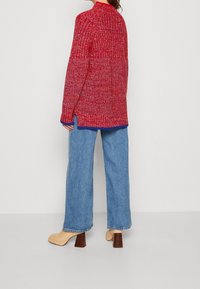 ARKET Sweter