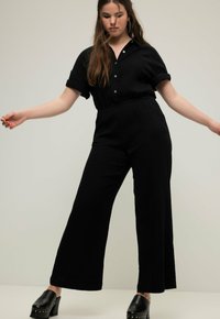 Studio Untold - MUSSELIN ELASTISCHE TAILLE HALBARM WEITES  BEIN - Jumpsuit - black Miniatuurafbeelding 1