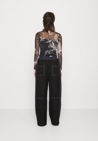 3.1 Phillip Lim COMBO UTILITY PANT - Pantalon classique - black eclipse