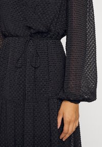 Vero Moda Freizeitkleid - black