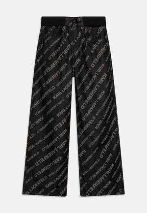 Zwarte denim broek met een herhalend grijs tekstpatroon van "KARL LAGERFELD." Recht model met een zwarte tailleband en knoopsluiting.