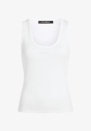 Canotta bianca senza maniche a coste con scollo rotondo, testo ricamato sottile sul petto e etichetta del marchio all'interno del colletto.