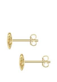Boucles d'oreilles en or avec une forme ovale, ornées d'accents triangulaires en relief. Texture lisse avec une finition polie ; comprend des fermoirs papillon.