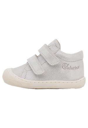COCOON AUS IN GLITTER-OPTIK - Chaussures premiers pas - silber weiss