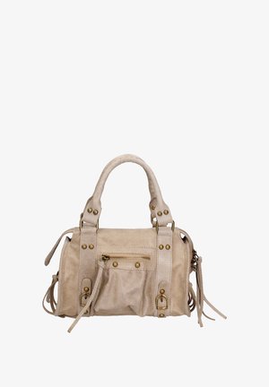 Beige leren handtas met twee handvatten, decoratieve stiksels, metalen studs en een voorkant met ritssluiting. Heeft franjes aan de zijkanten.