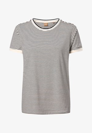 T-shirt blanc à manches courtes avec fines rayures horizontales noires et col rond, avec une petite étiquette marron à l'intérieur du col.